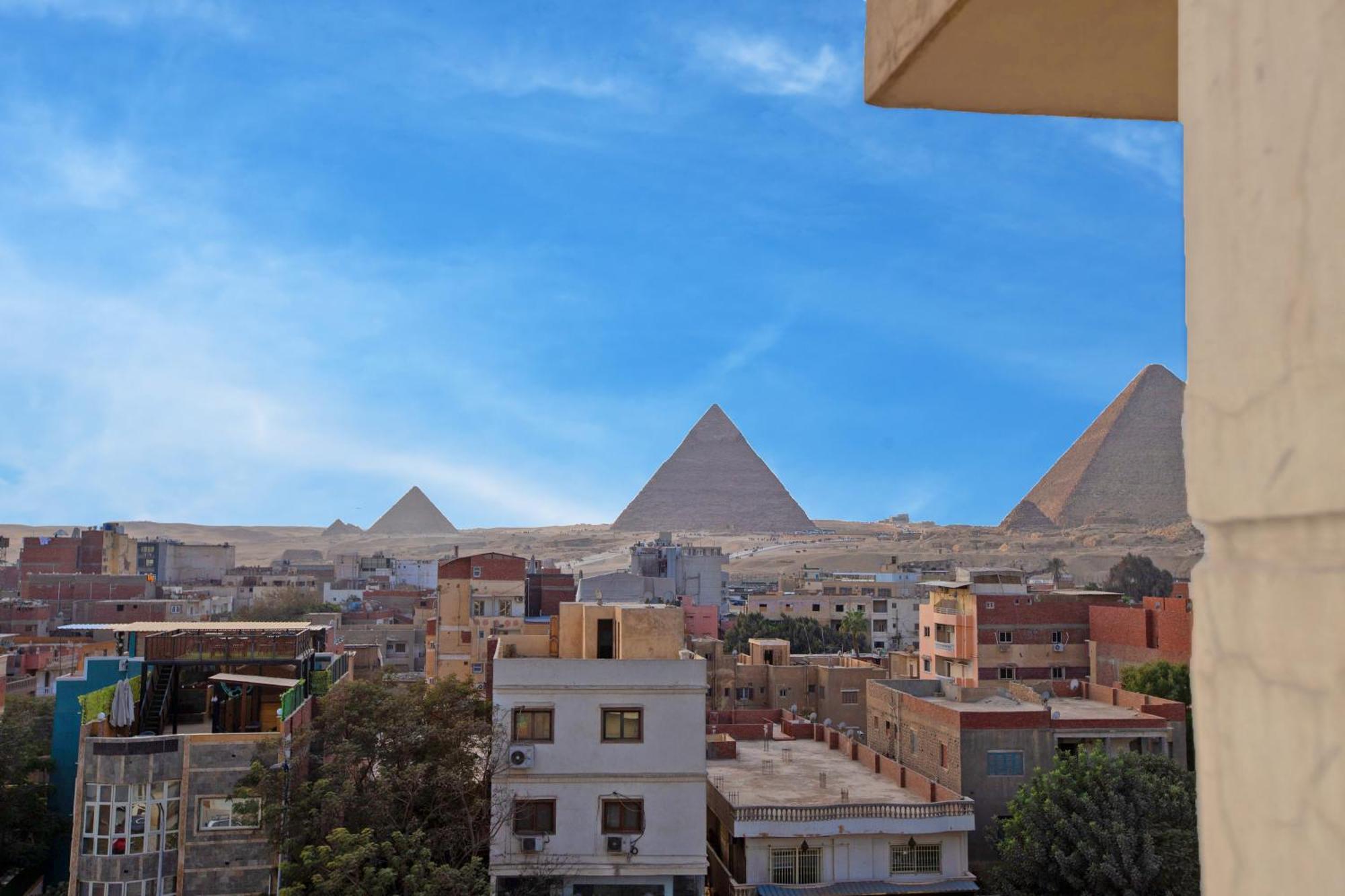 Galaxy Pyramids View Inn Kafrat al Jabal Exterior photo